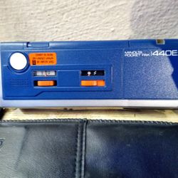 Minolta Pocket Pak 440Ex Blue 110 Film Camera w/ Case and Strap