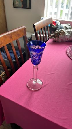 Champagne flutes—5