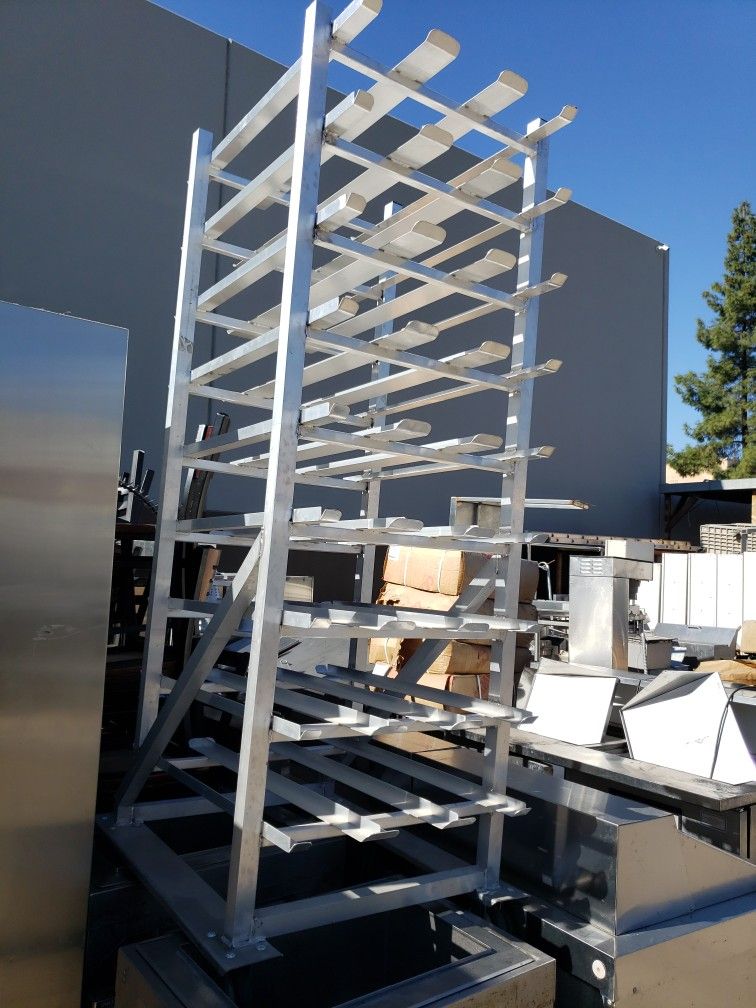 Used Can Rack 