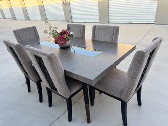 Beautiful dining table set