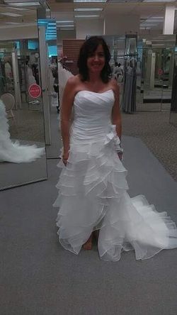 David's Bridal Wedding Dress  Size 10 $100 or Best Offer