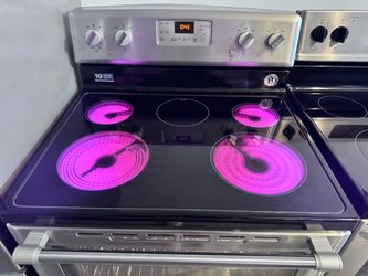 Stainless Steel Electric Range with Glass Cooktop