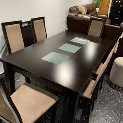 Dining Table with 6 Chairs 