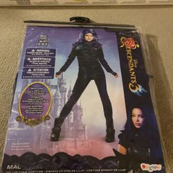 Costume