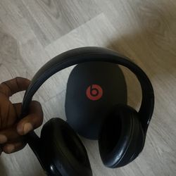 Beats studio 4