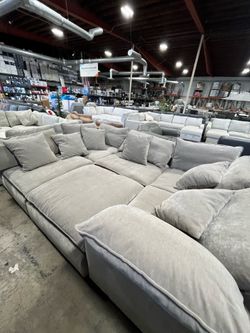 Sereen 6-piece modular fabric sectional couch