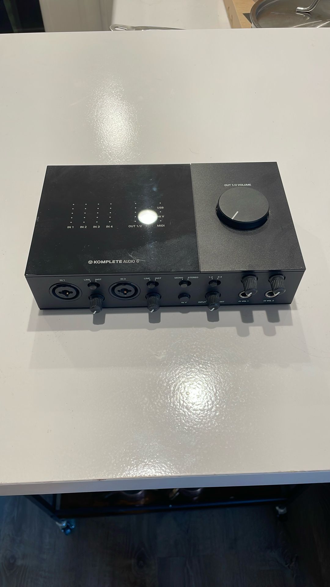 Komplete Audio 6 Interface