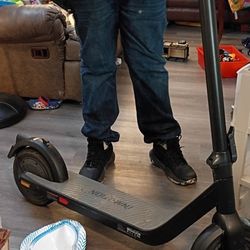 InMotion Air Electric Scooter 