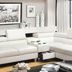 KEMINA SECTIONAL

