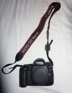 Canon EOS 5D Mark IV Camera Body