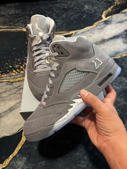 Jordan Retro 5 wolf gray 2026