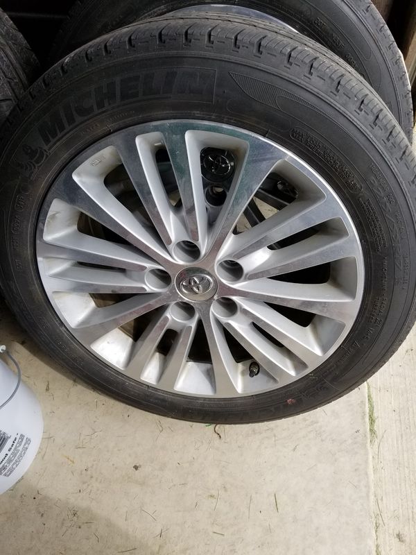 17" Toyota Avalon Rims & Tires for Sale in Yorkville, IL OfferUp