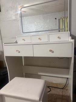 Vanity Desk