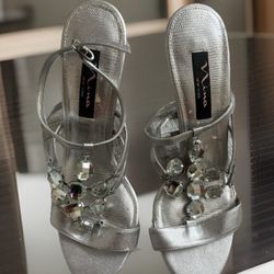 Vtg Nina Silver Crystal Strappy Heel Shoes Sz 8