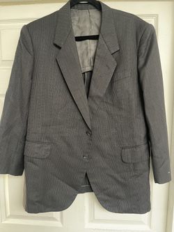 men's gray coat or suit jacket. 