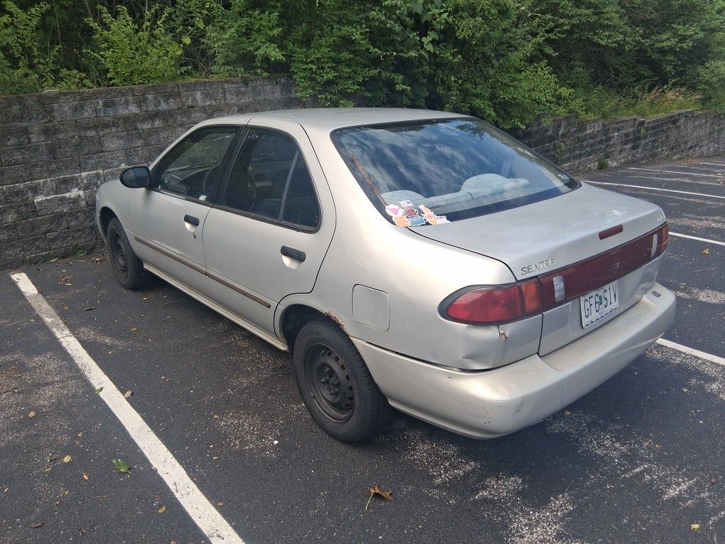 1995 Nissan Sentra