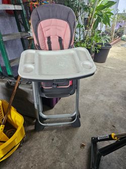 Baby Trend High Chair Pink and Gray