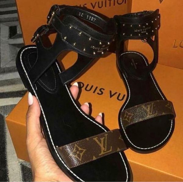Authentic Louis Vuitton sandals size 8 for Sale in Los Angeles, CA - OfferUp