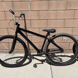 Throne SE Bike 
