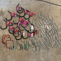 93 Bulk Screw Hooks