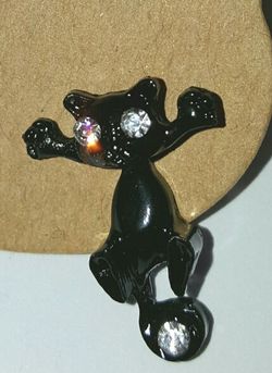 Cat earrings