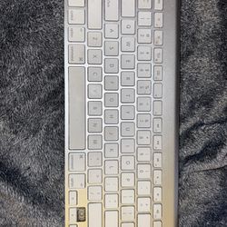 Apple keyboard