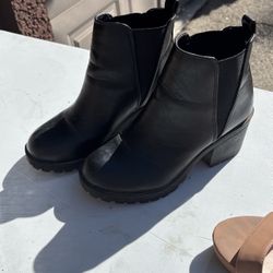 Women’s Boots