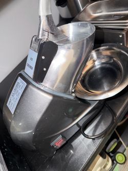 Shaved ice maker