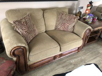 Cindy Crowford Couches