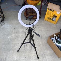 Ring Lights With A Tripod