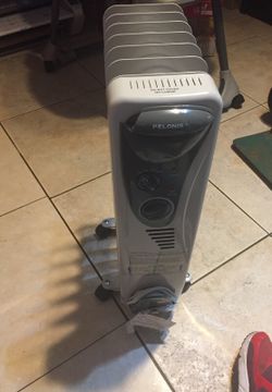 Portable heater Pelonis