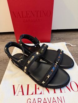 Valentino Garavani Rockstud Torchon Espadrille Sandals – Black – Size 38
