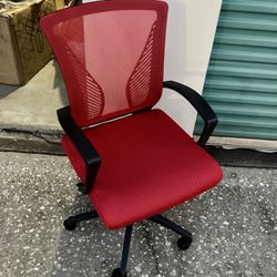 Red Mesh Fabric Office Chairs
