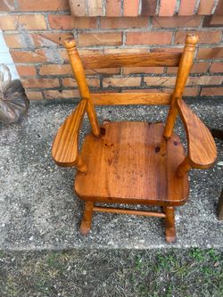 Child’s rocking chair. Light pine wood. Great Condition