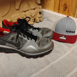 Men's Nikes and Hat