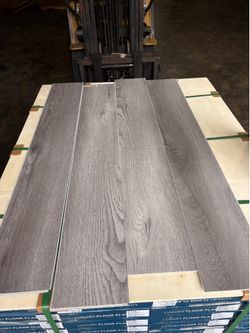 5.5mm vinyl plank $36 per box