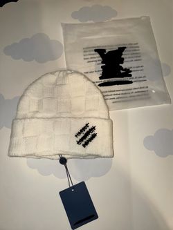 white knit beanie