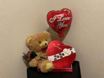 Giant Teddy Bear Holding Chocolate And Roses Valentines Day Gift!💓💓