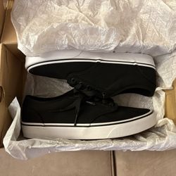 Vans Men’s Atwood Shoes - New Size 9