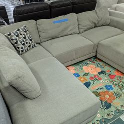 Couch / Sectional 