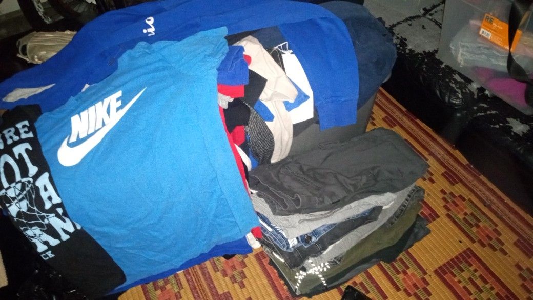 Boys Clothes Used In Good Condition