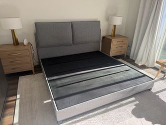 TRICA NEST PLATFORM BED - KING