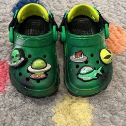 Alien Light up Crocs Toddler Size 5