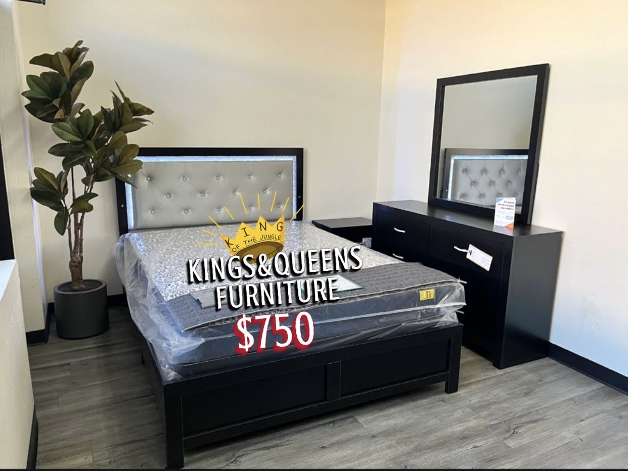 Brand New Queen Bedroom Set / Mattress Included for Sale in Whittier