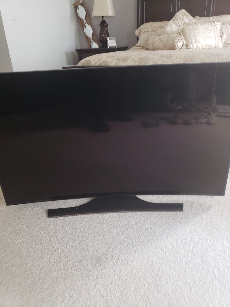 Samsung 55" Curved UHD Smart TV