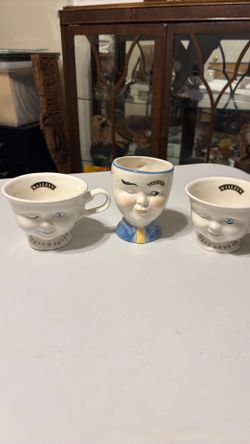 Baileys winking face cups