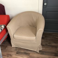 Arm Chair w/ Removable Cover 