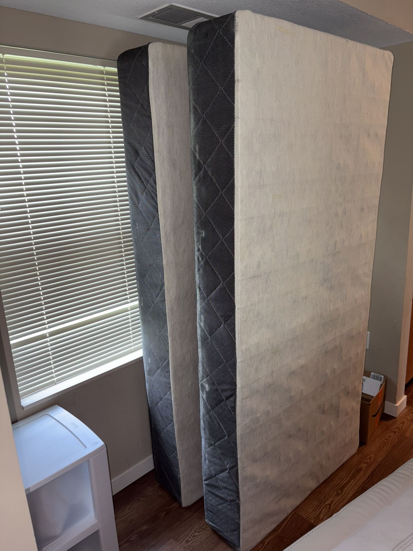King size split box spring