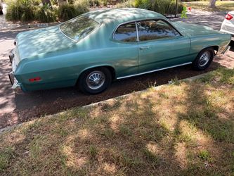 1975 Plymouth duster coupe