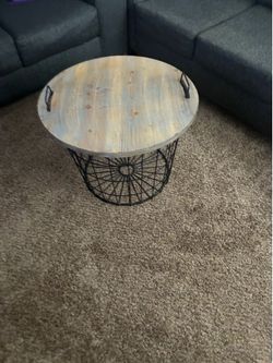 Table/ Blanket holder